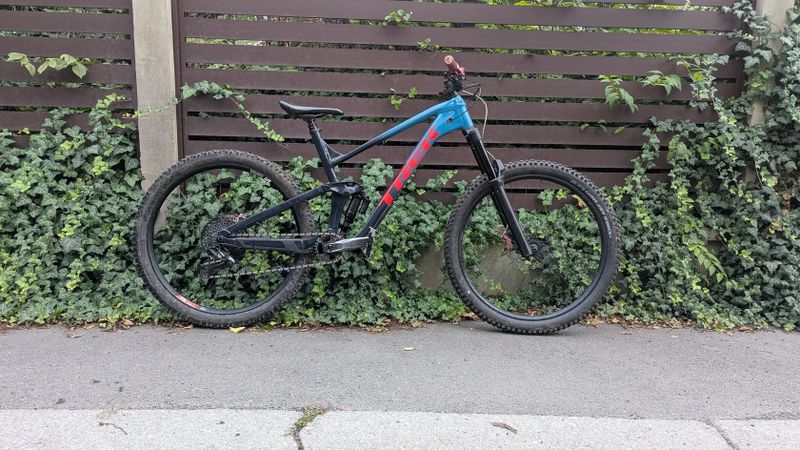 Trek Slash 8 Vel. Xl