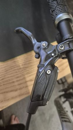 Sram G2 Ultimate + Sixpack Sinter Destičky