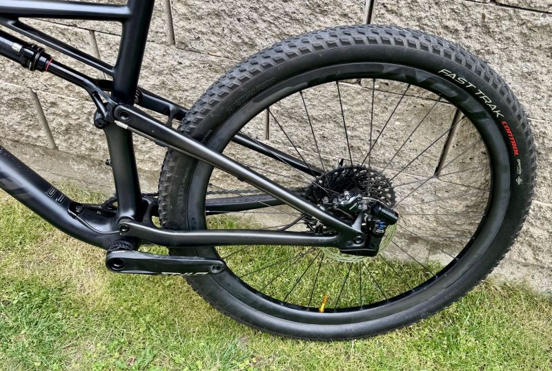 Specialized Epic Expert Carbon, Roval, vel. L