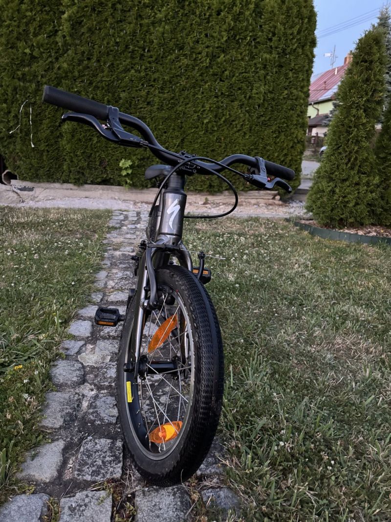 Specialized Jett 16”
