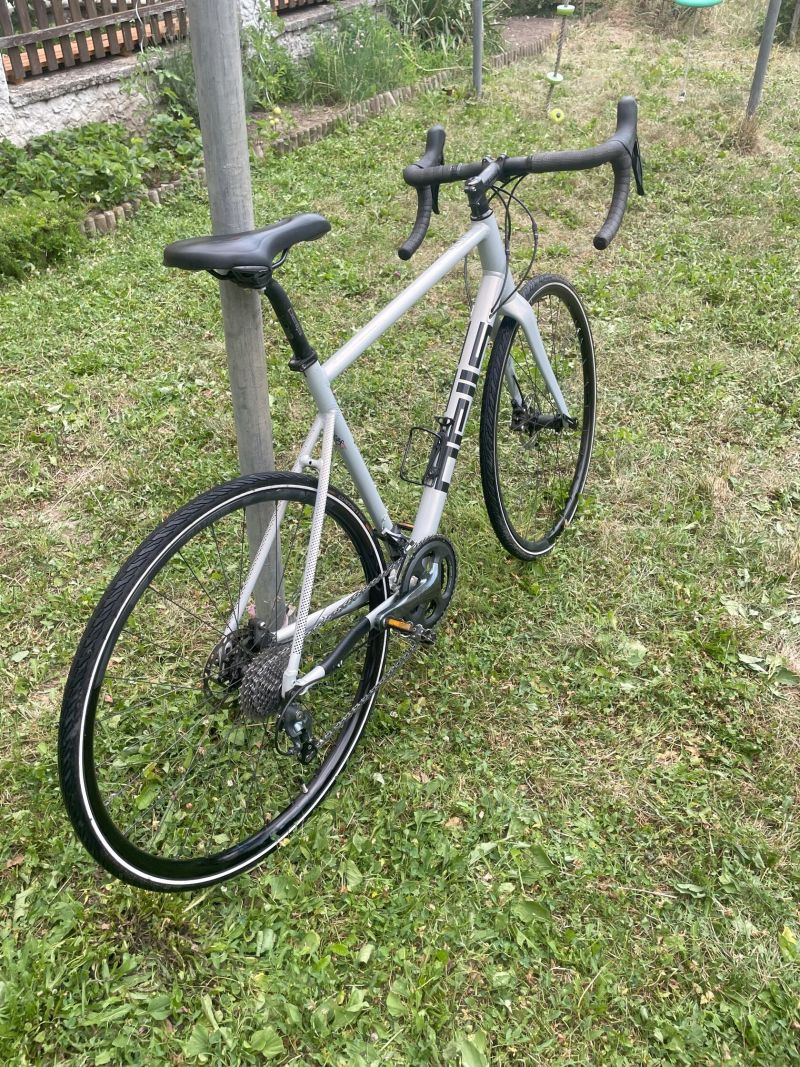 Silniční kolo PEELS AERON