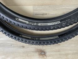 Pláště Bontrager XR2 Comp 29x2.2