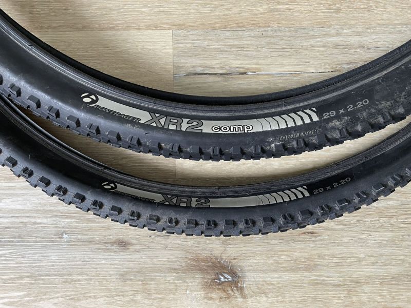 Pláště Bontrager XR2 Comp 29x2.2