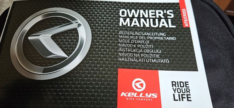 Kellys Cliff 90 black/red M 