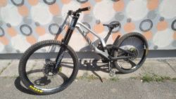 Canyon Sender CFR underdog velikost M předělaný na mullet 29“/27,5“