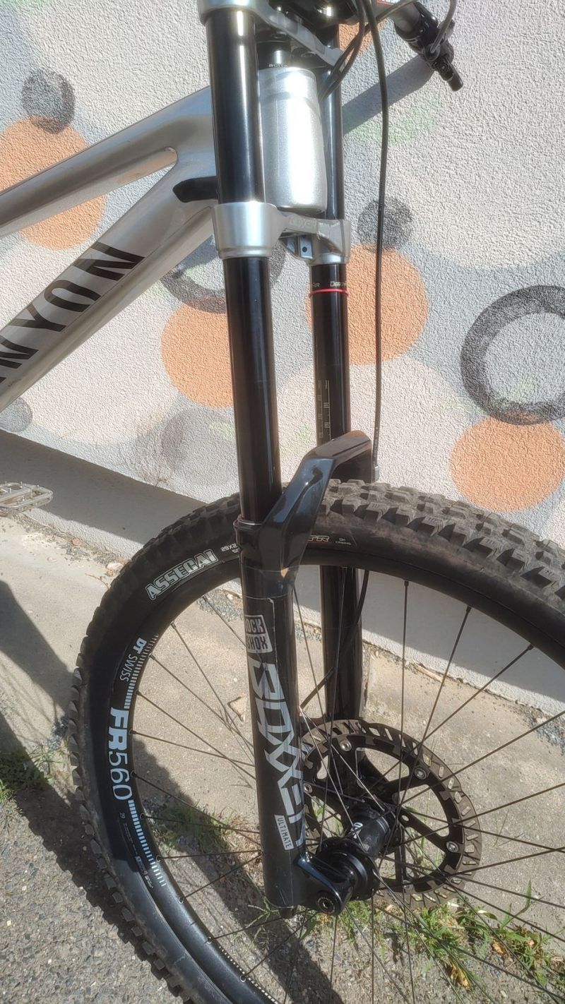 Canyon Sender CFR underdog velikost M předělaný na mullet 29“/27,5“