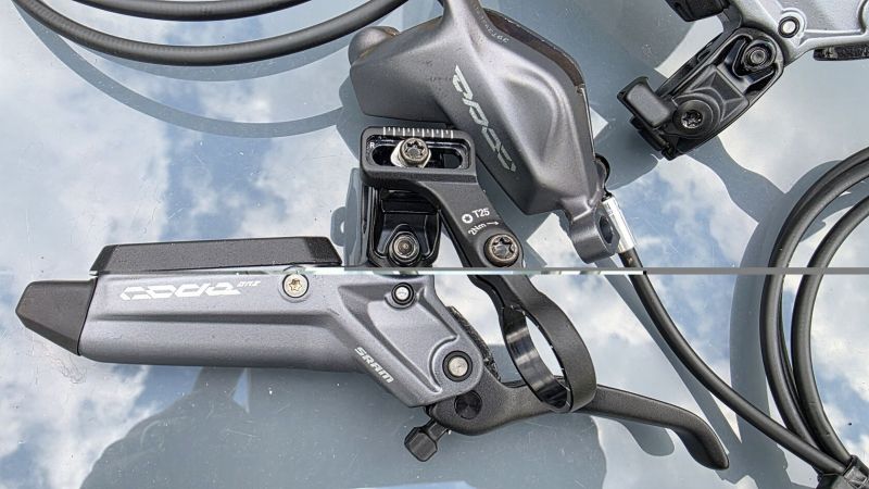 Sram Code Bronze Stealth kotoučové brzdy Pár. 