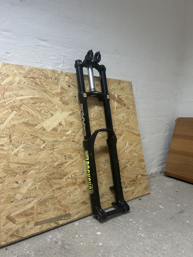 RockShox BOXXER 2018 VZDUCH!