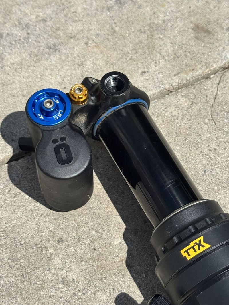 Öhlins TTX AIR2 - 205x65 mm