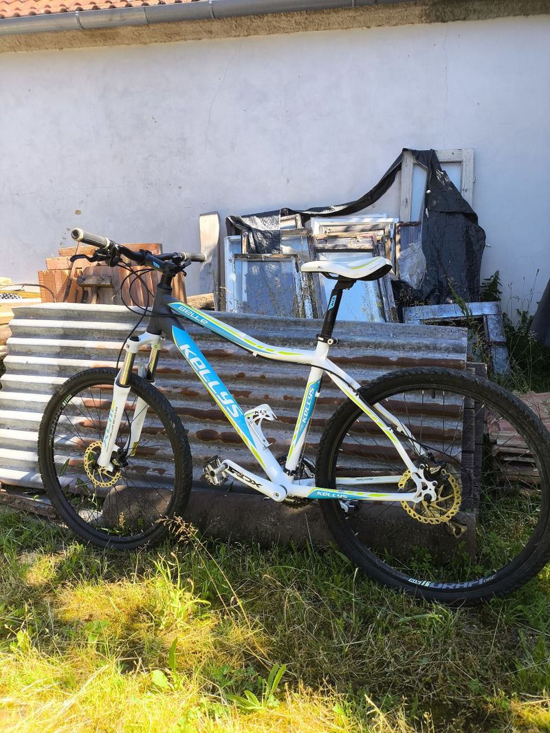 Kellys Belle 2013 – 26", kotoučové brzdy, plně funkční