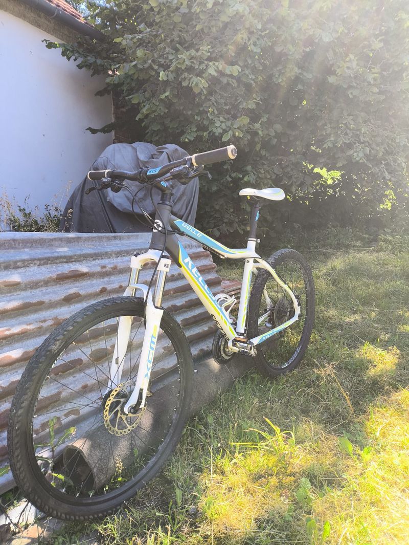 Kellys Belle 2013 – 26", kotoučové brzdy, plně funkční