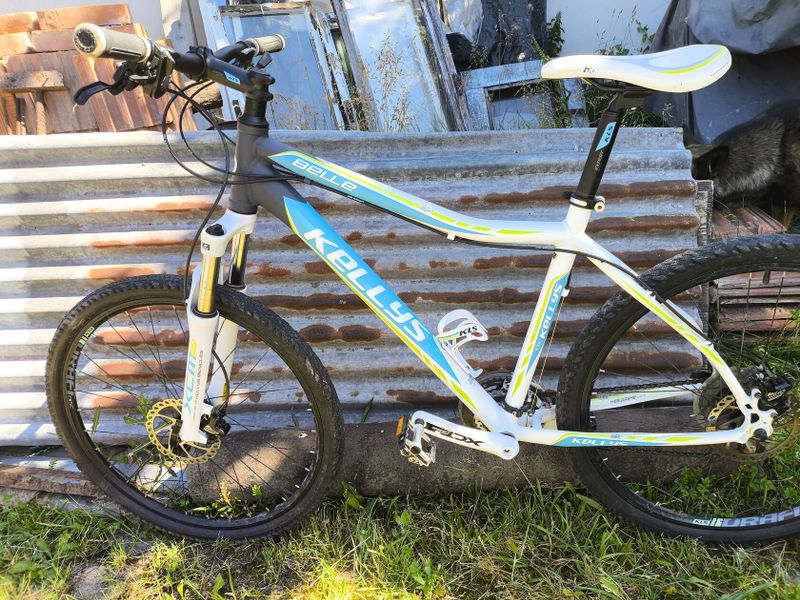 Kellys Belle 2013 – 26", kotoučové brzdy, plně funkční