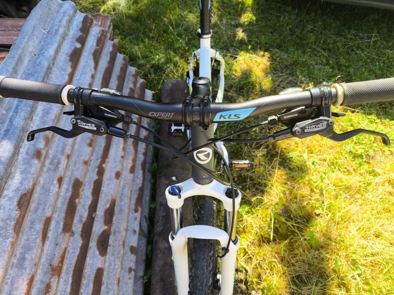 Kellys Belle 2013 – 26", kotoučové brzdy, plně funkční