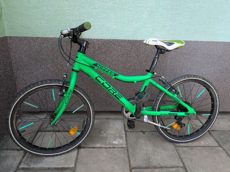 Lehké dětské kolo Core Nipper 20"