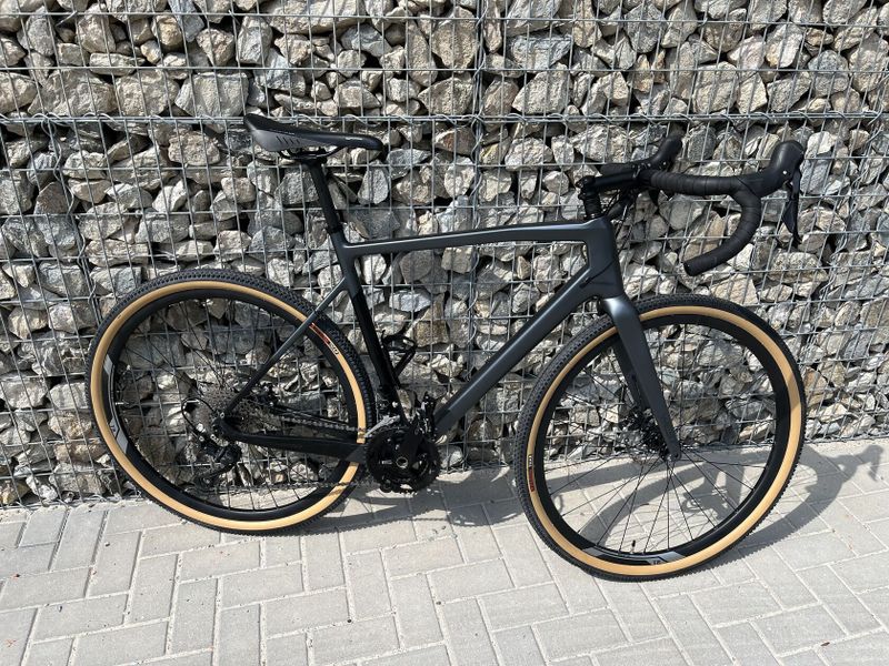 Gravel karbon