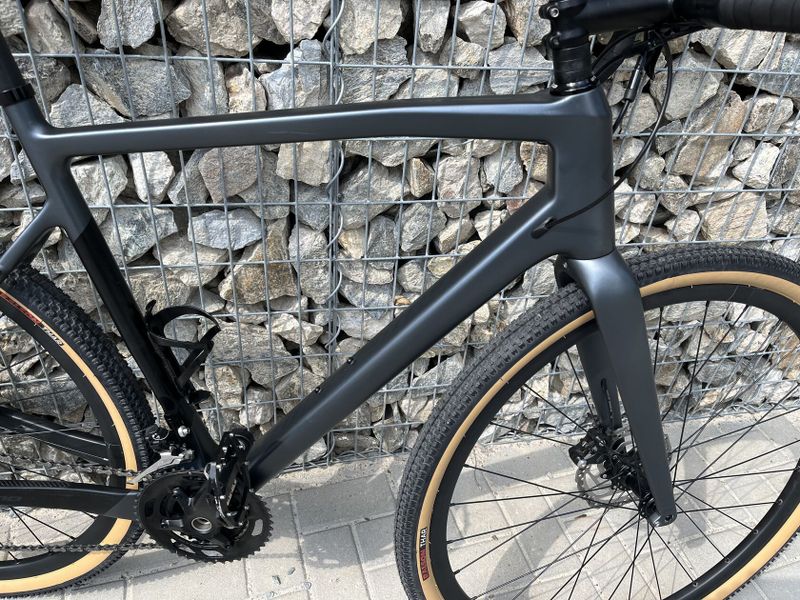 Gravel karbon