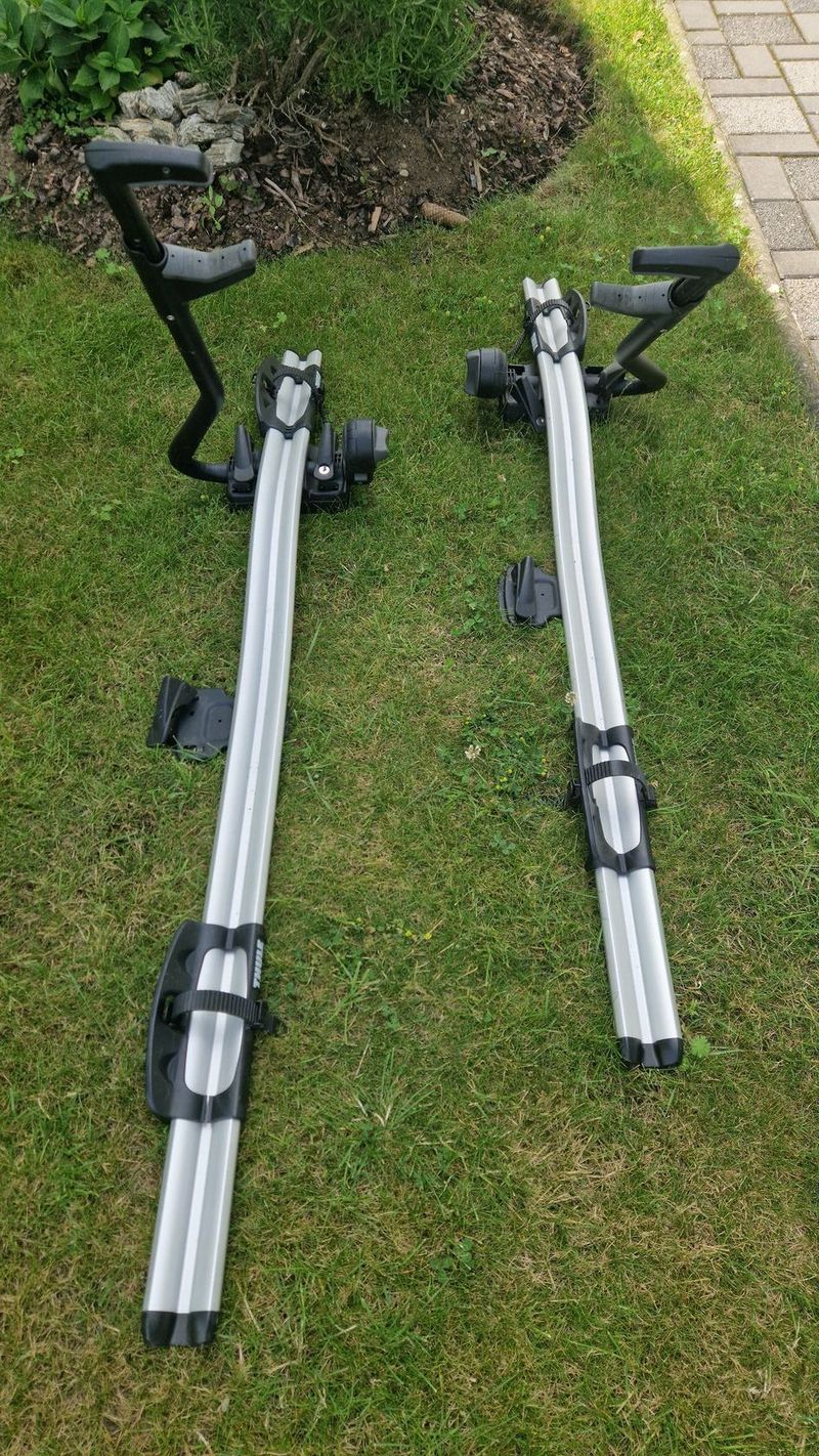 Thule nosice kol - 2 kusy
