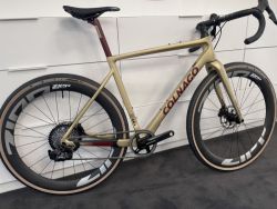 COLNAGO gravel G3x zlatá- velikost 520 - SRAM AXS 1x12