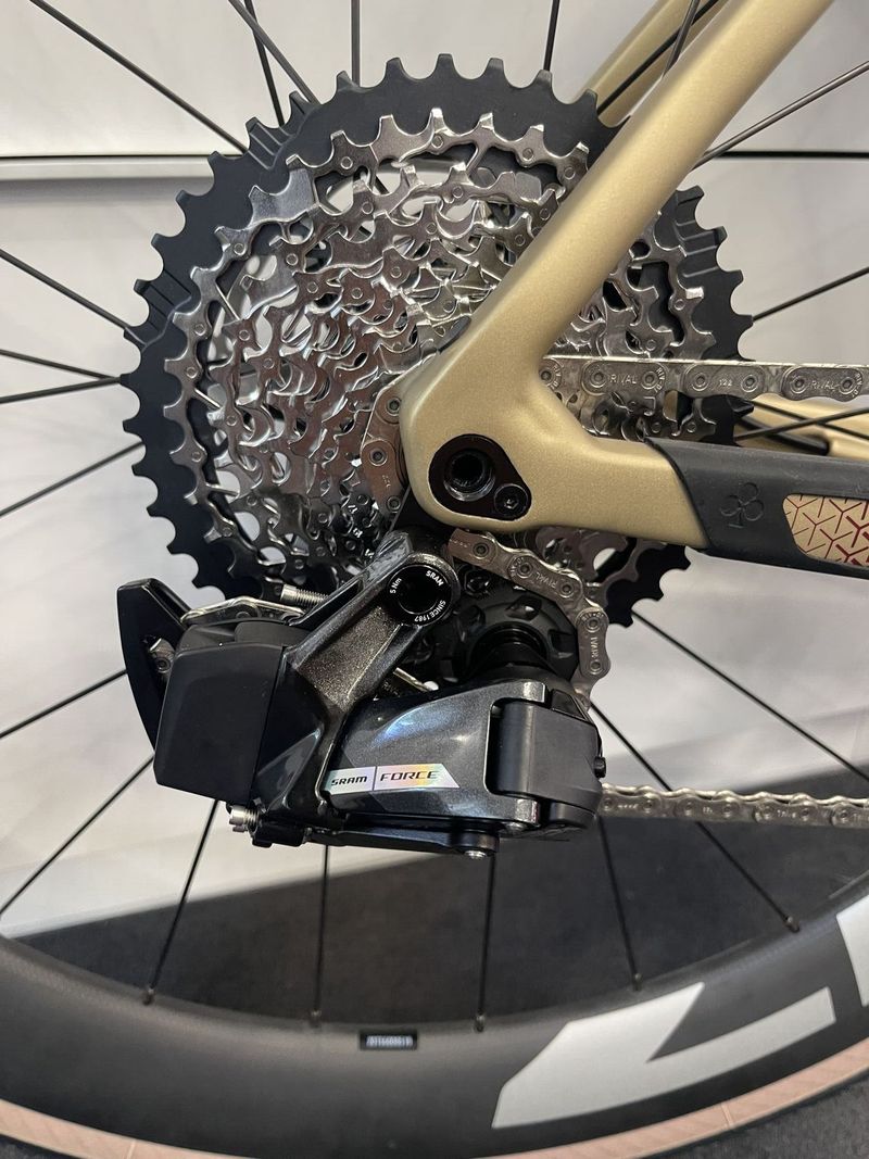 COLNAGO gravel G3x zlatá- velikost 520 - SRAM AXS 1x12