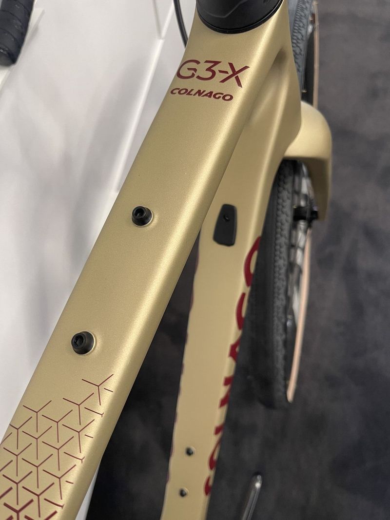 COLNAGO gravel G3x zlatá- velikost 520 - SRAM AXS 1x12
