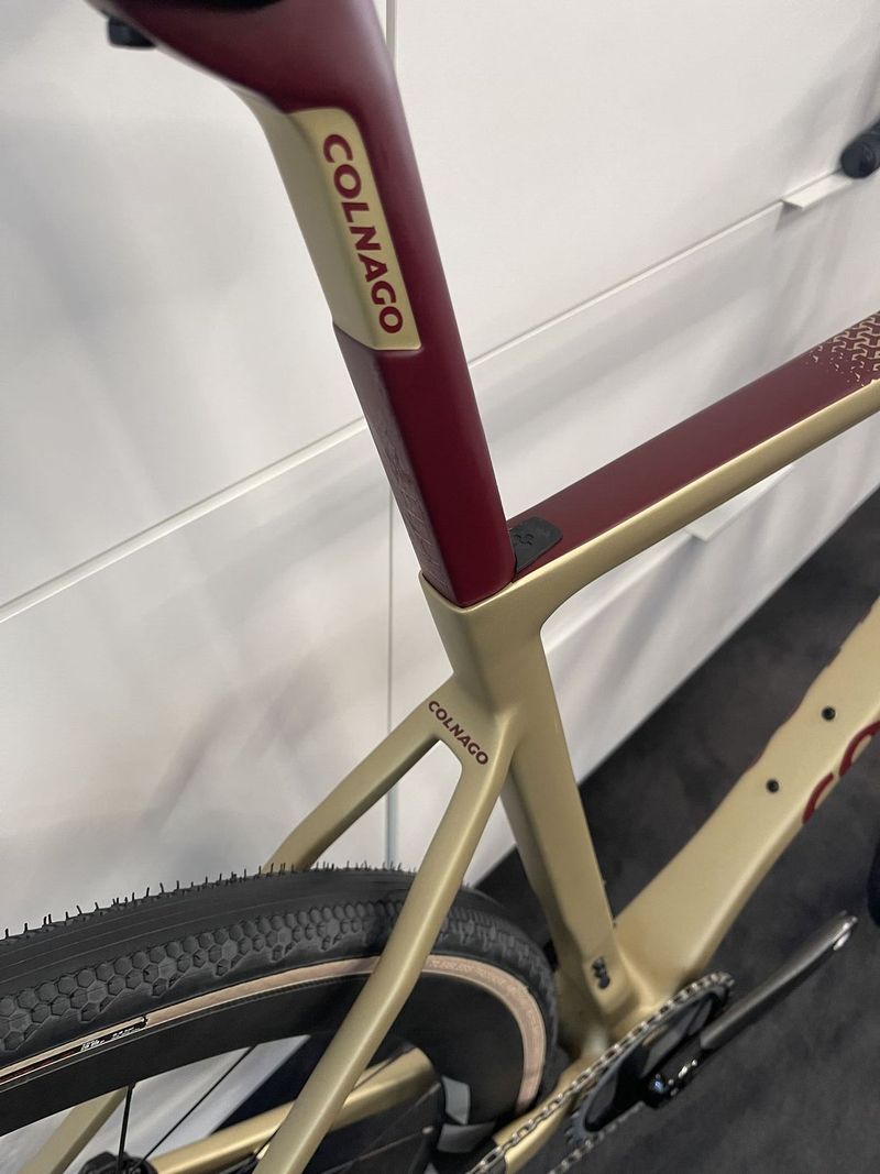 COLNAGO gravel G3x zlatá- velikost 520 - SRAM AXS 1x12