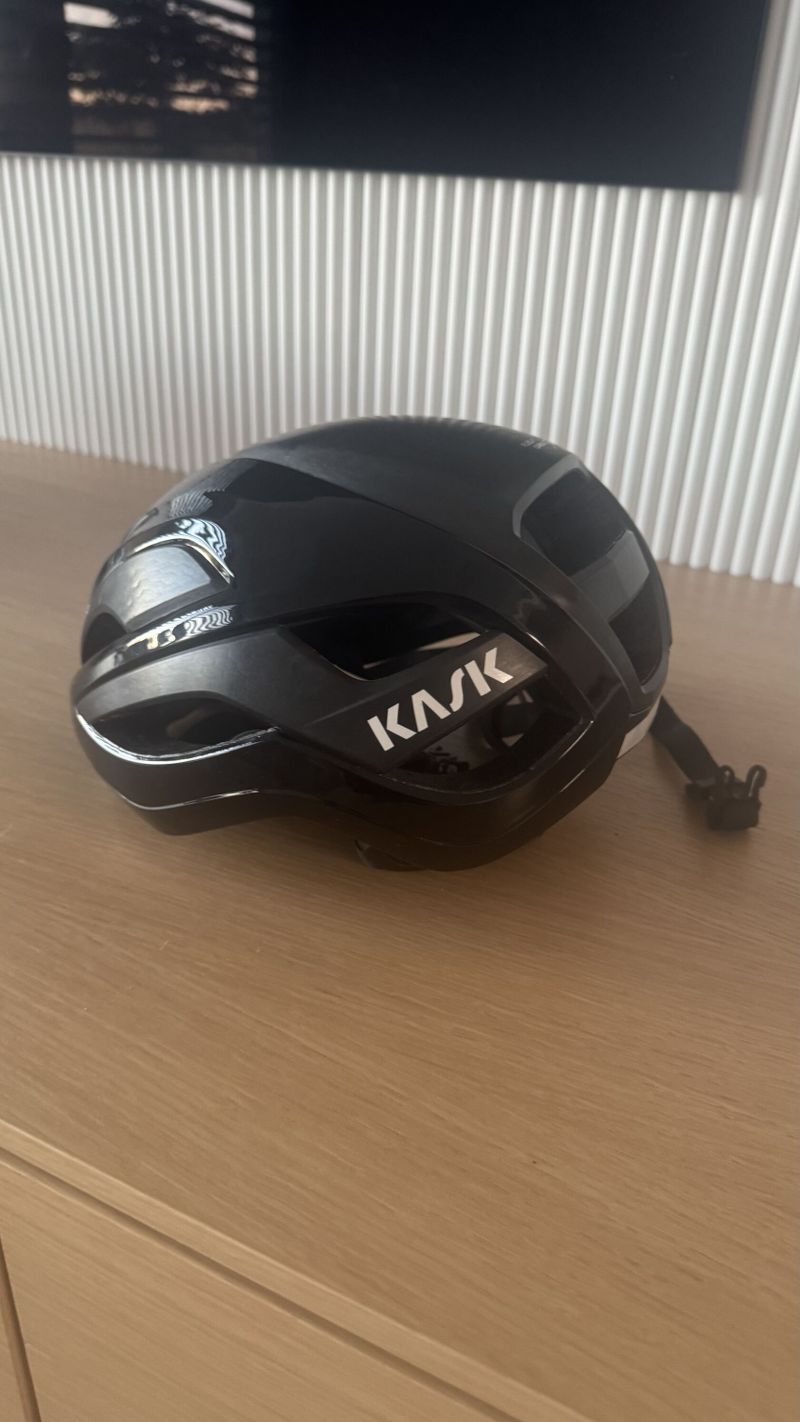 Helma značky Kask