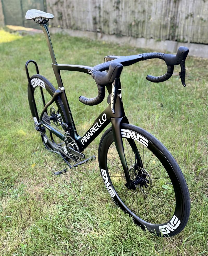 Pinarello Dogma F, Enve, Sram Red, vel. 59,5