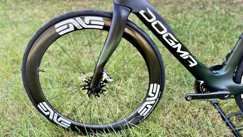 Pinarello Dogma F, Enve, Sram Red, vel. 59,5