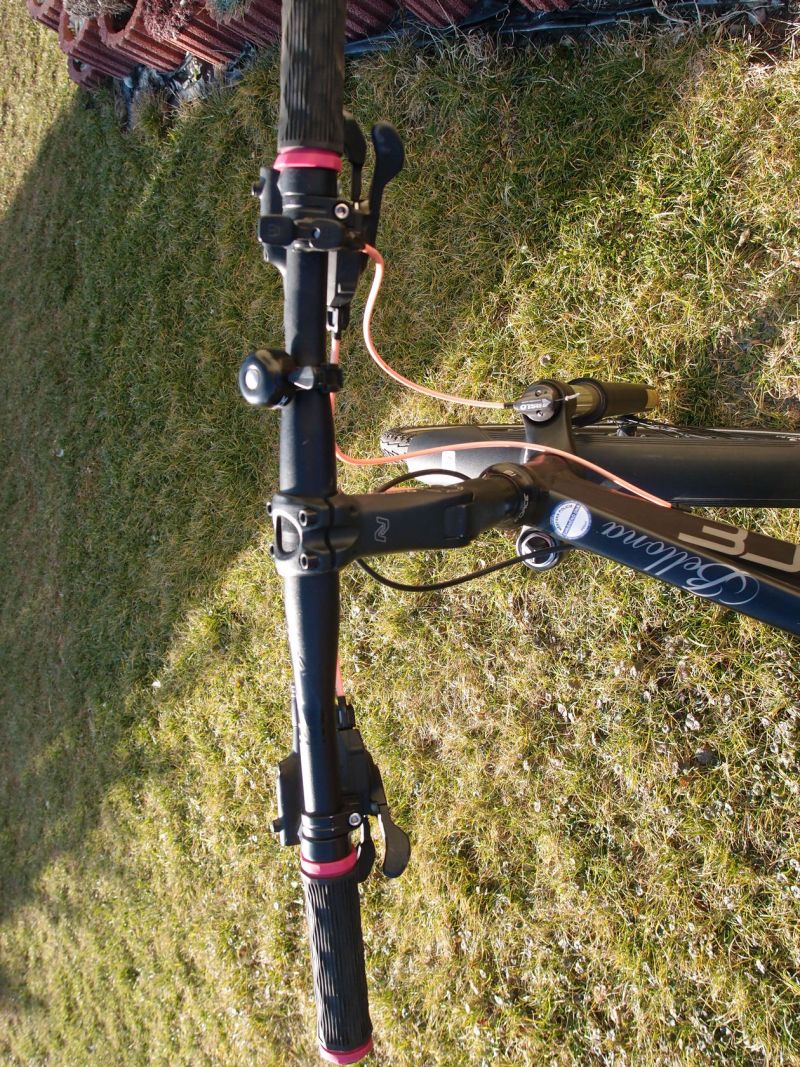 DÍVČÍ-DÁMSKÉ KOLO Force Bellona 27.5 TOP STAV