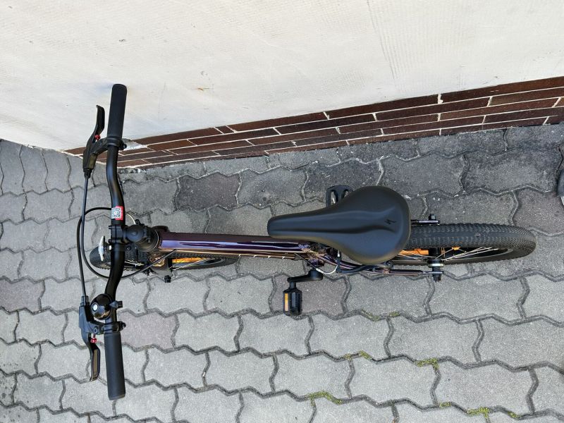SPECIALIZED JETT 16