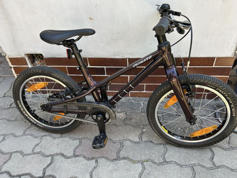 SPECIALIZED JETT 16
