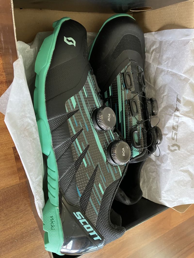 TÉMĚŘ NOVÉ Tretry SCOTT MTB RC SL SUPERSONIC EDITION