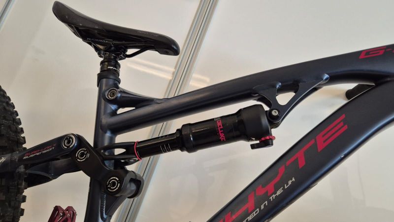 WHYTE G-170 (custom mullet 29/27,5), Lyrik Ultimate, Sram GX AXS