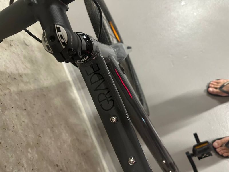 Nové Gravel Kolo GT Grade Sport - Rám XL