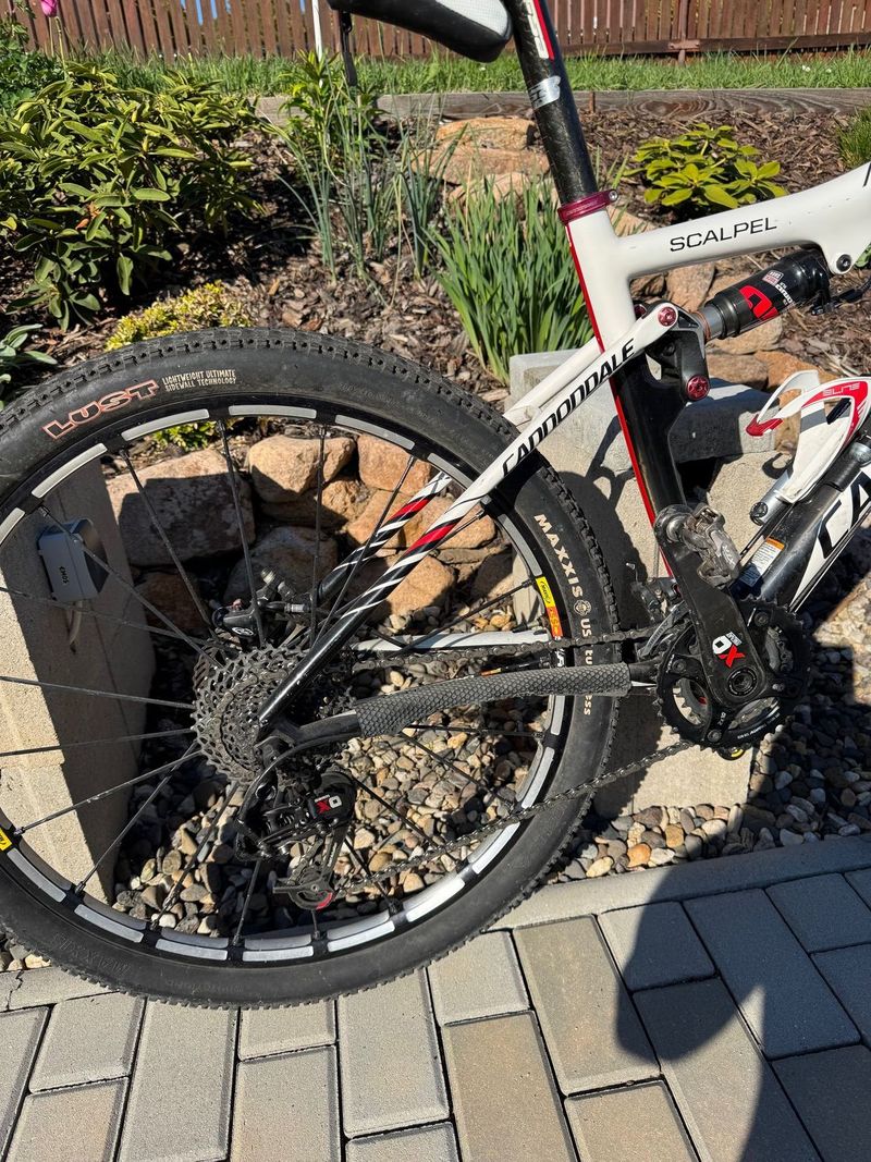 Kolo Cannondale Scalpel, celoodpružené, karbon
