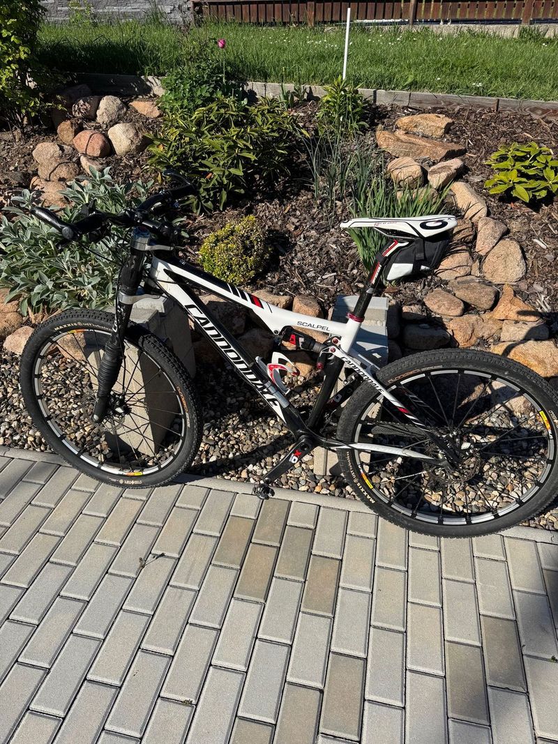 Kolo Cannondale Scalpel, celoodpružené, karbon