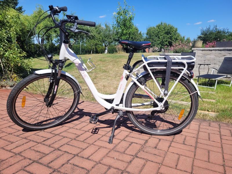 Dámské elektrokolo apache vakita