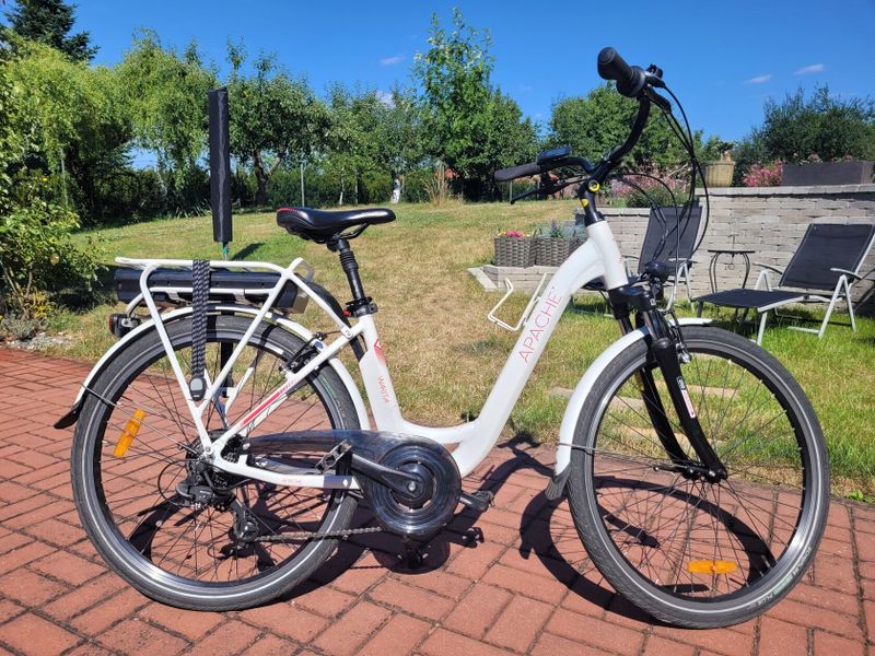 Dámské elektrokolo apache vakita