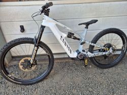 Canyon Strive CFR 
