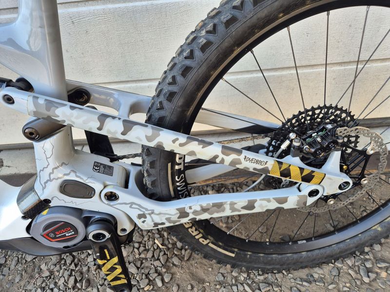 Canyon Strive CFR 