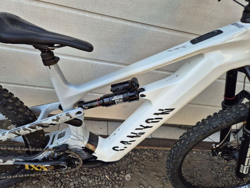Canyon Strive CFR 