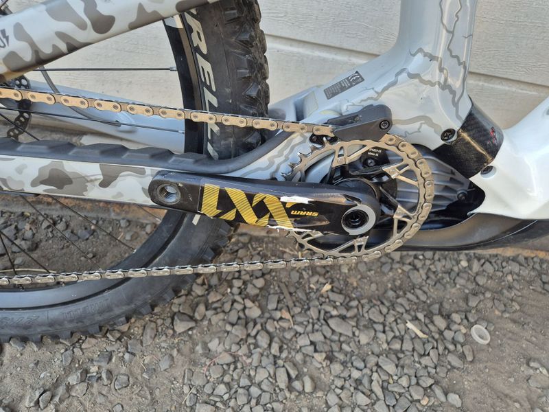 Canyon Strive CFR 