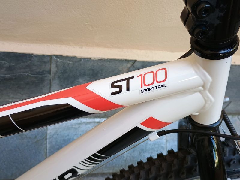 Dětské kolo 24' Rockrider ST100 6 rychlostí jako nové. Kids’ Mountain Bike Rockrider ST 100 24" 