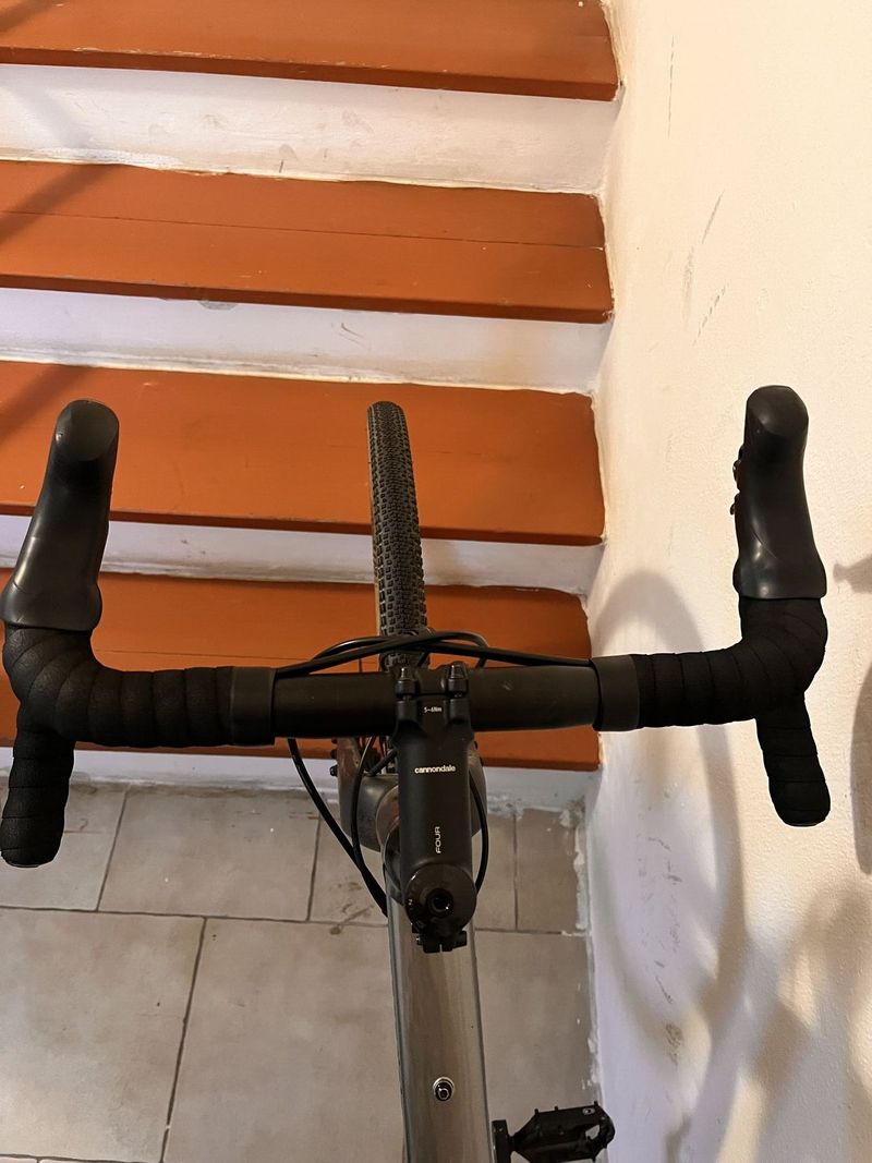 Cannondale Topstone 3 Alu 2023, velikost S, najeto <1000km