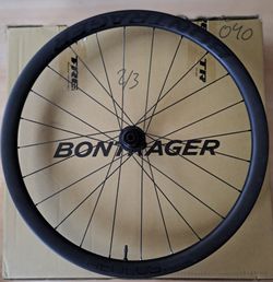Silniční kola Bontrager Aeolus Elite 35 TLR pro kotoučové brzdy