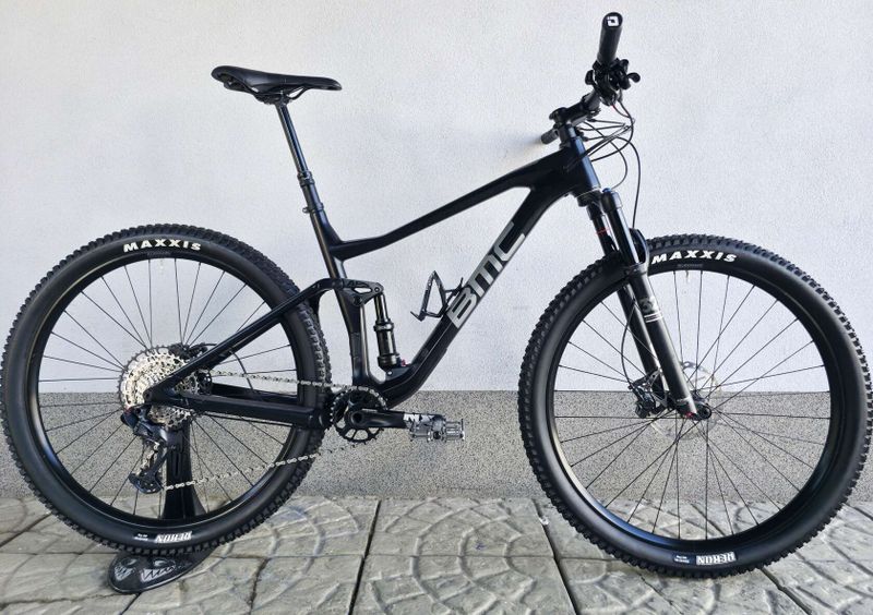 Horské kolo BMC Agonist 02 Two Carbon 29″
