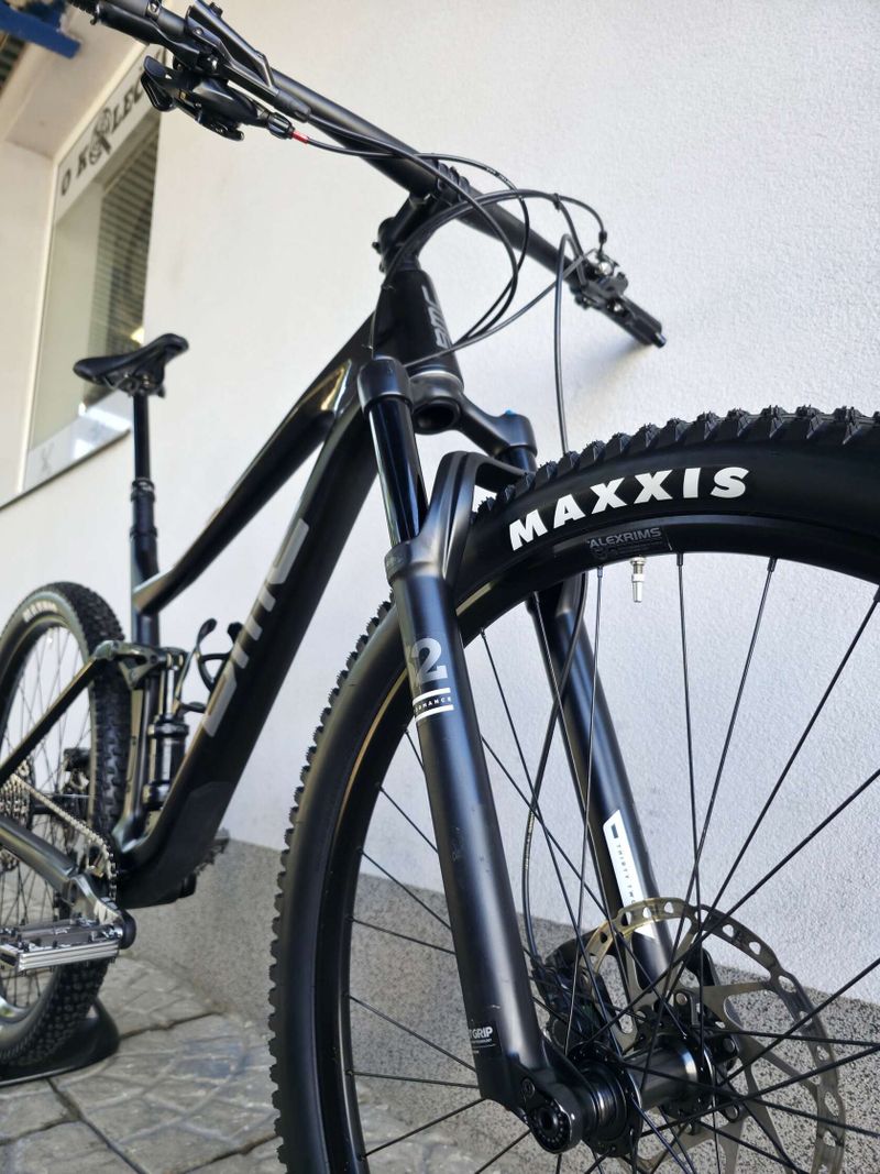 Horské kolo BMC Agonist 02 Two Carbon 29″