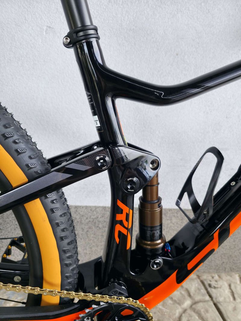 Horské kolo Scott Spark RC 900 SL Carbon 29"