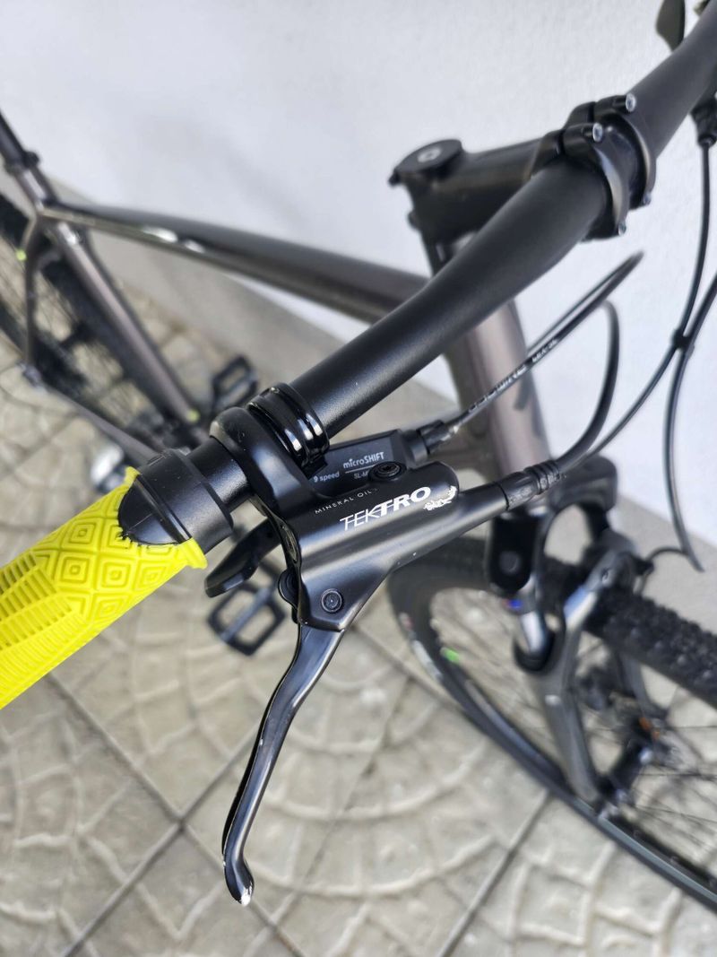 Krosové kolo Specialized CrossTrail Sport 2020 28″