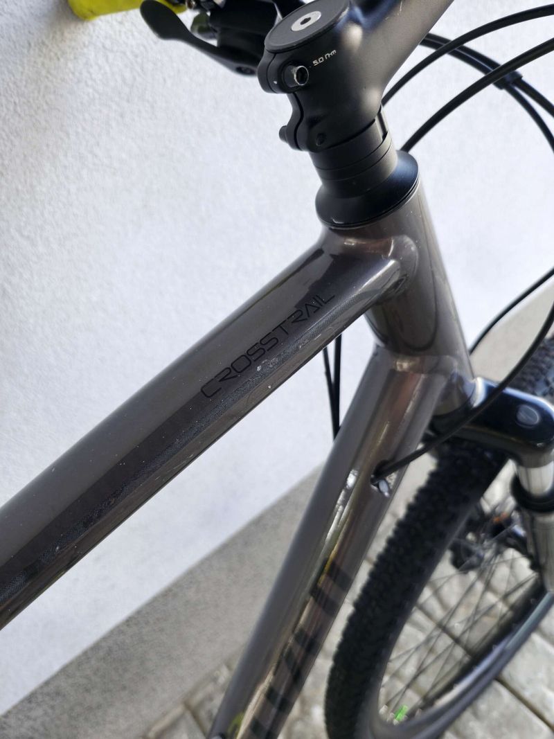 Krosové kolo Specialized CrossTrail Sport 2020 28″